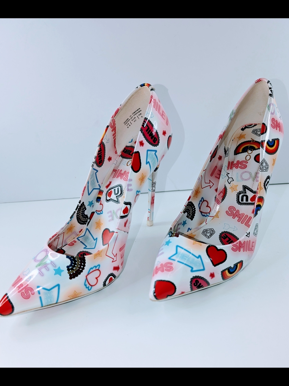 Aldo Stessy Heels Multi-Colored Graffiti Print Woman's Size 6.5 - Picture 7 of 7